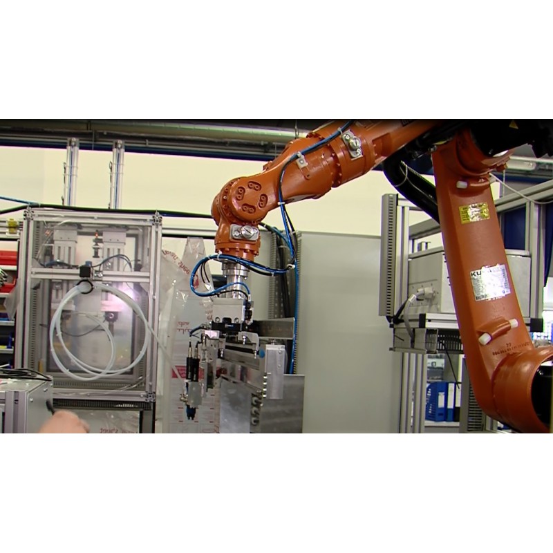  CR - technology - industry - automation - robot - KUKA