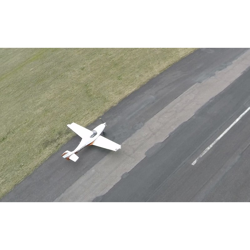 CR - transport - plane - runway - start - landing - drone