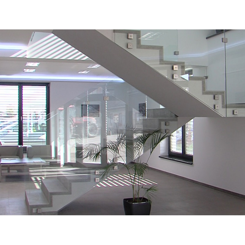 ČR - budovy - interiér - schodiště - místnosti - luxus