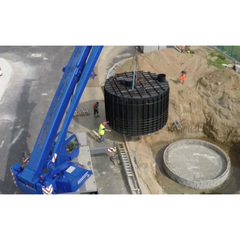 ČR - průmysl - technologie - stavba - instalatérské práce - jímka - nádrž - betonování - HECKL