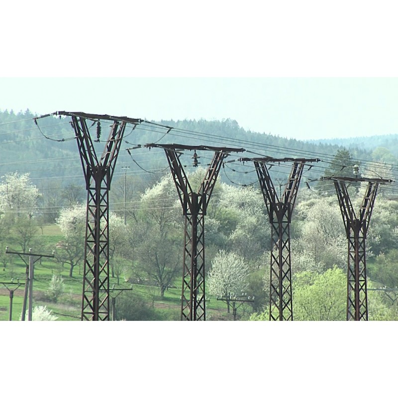 ČR - průmysl - energetika - dráty - vysoké napětí - stožáry