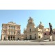  Itálie - cestování - Sicílie - památky - budovy - socha