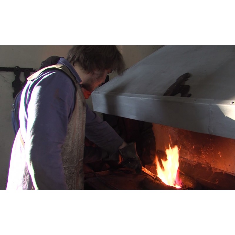 CR - education - vocational school - blacksmith - blacksmith´s shop - students