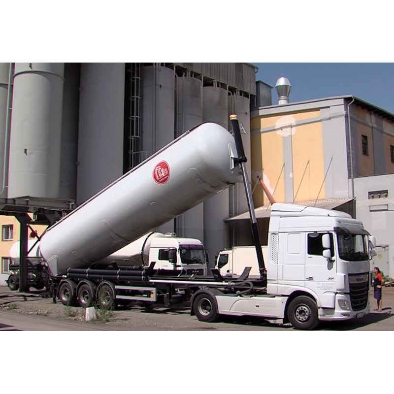 CR - transport - agriculture - cistern - tank - flour - granary - corn
