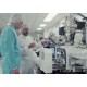 ČR - Brno - technologie - věda - mikroskop - elektronový - vědec