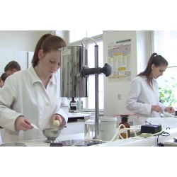 CR - Prague - science - education - chemist - laboratory - test tube - experiment - student