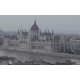 Maďarsko - Budapešť - město - historické památky - socha - Parlament