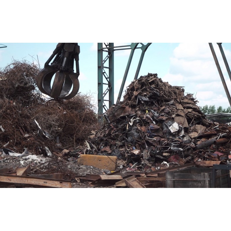 ČR - průmysl - odpad - železo - šrot - recyklace - plast