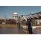  Cestování - 4K - Británie - Londýn - architektura - Temže - lávka - most - turistika