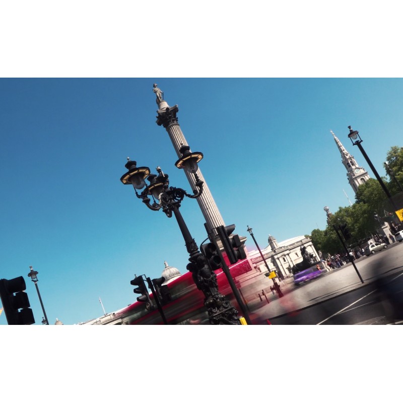Time-lapse - travelling - Britain - London - 4K - Trafalgar square - Westminster - Thames