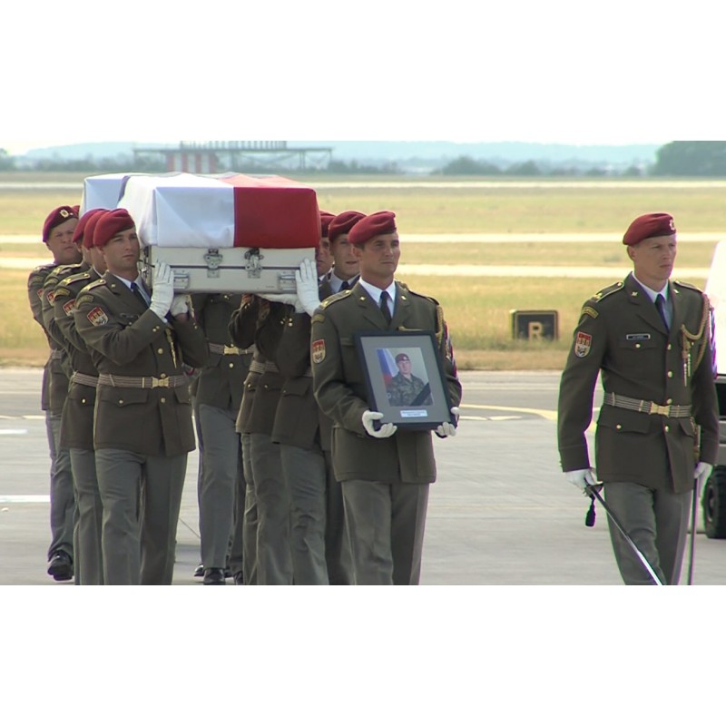CR - Prague - news - army - NATO - soldier - Afghanistan - funeral - respect