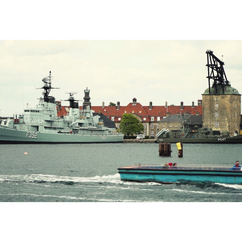 Dánsko - Kodaň - Copenhagen - doprava - loď - lodě - námořnictvo - 4K
