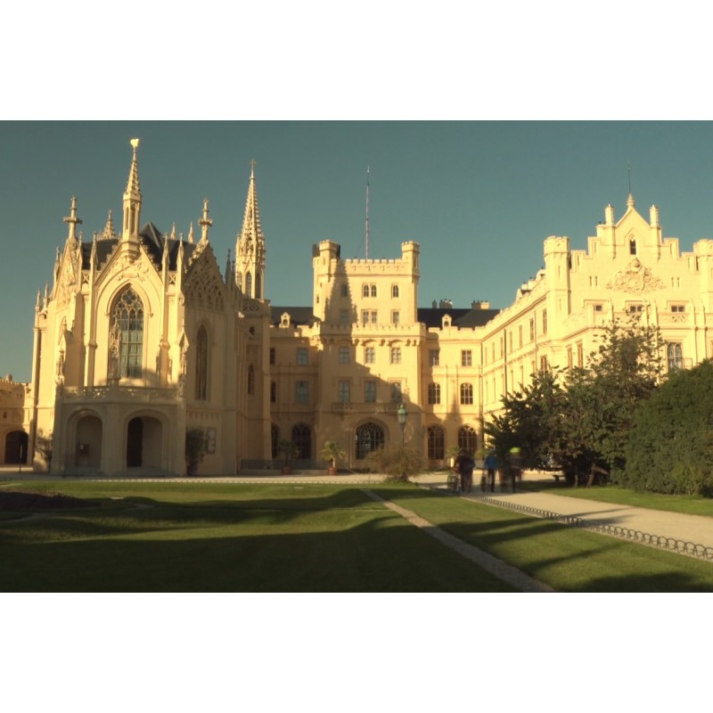 CR - buildings - Lednice - palace - gothic - architecture - time-lapse