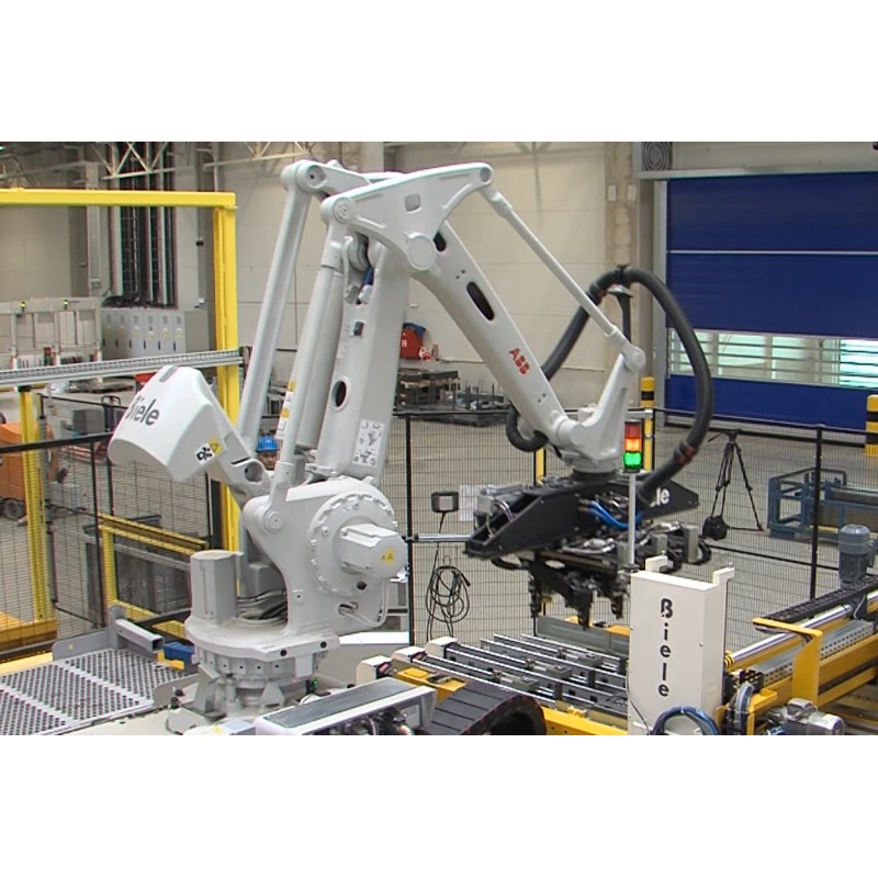 CR - technology - industry - Benteler - Aida - robot - machines - modernization