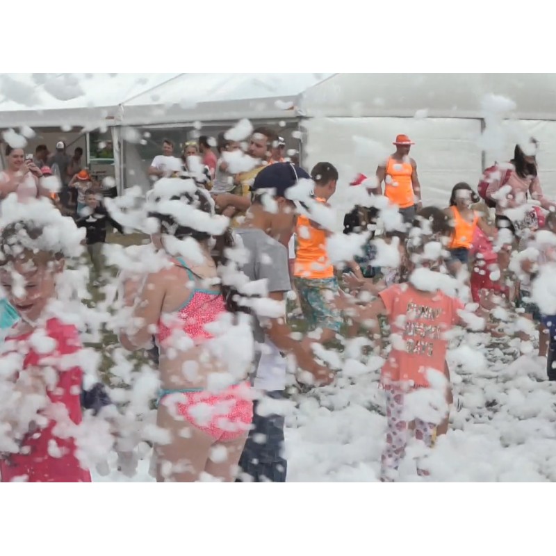 CR - people - children´s day - family day - snow - foam - party - slowmotion