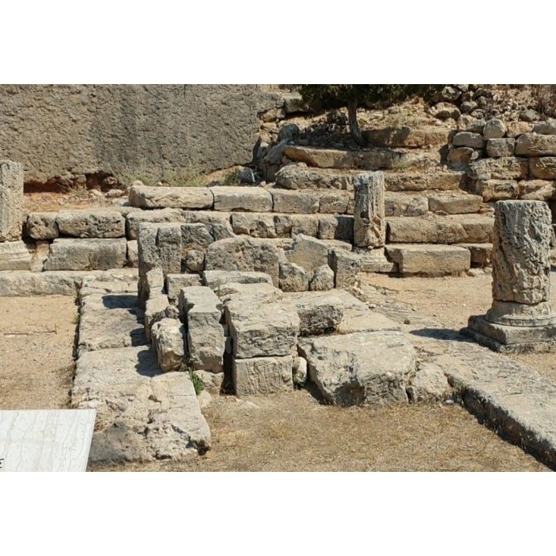 Řecko - cestování - kostelík - Heraion - obrazy - dórský sloup - archeologické vykopávky