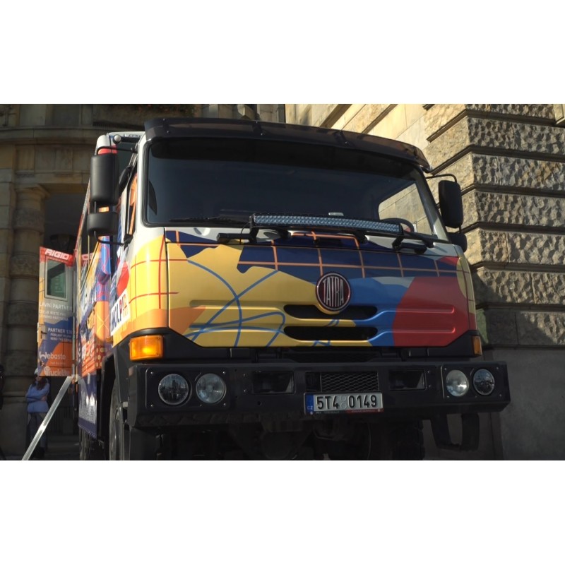  ČR - Praha - doprava - automobil - TATRA - nákladní - cesta kolem světa