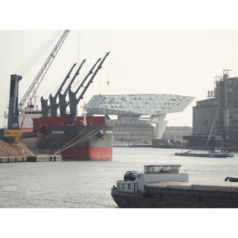 Belgie - Antverpy - doprava - loď - přístav - časosběr - 4K