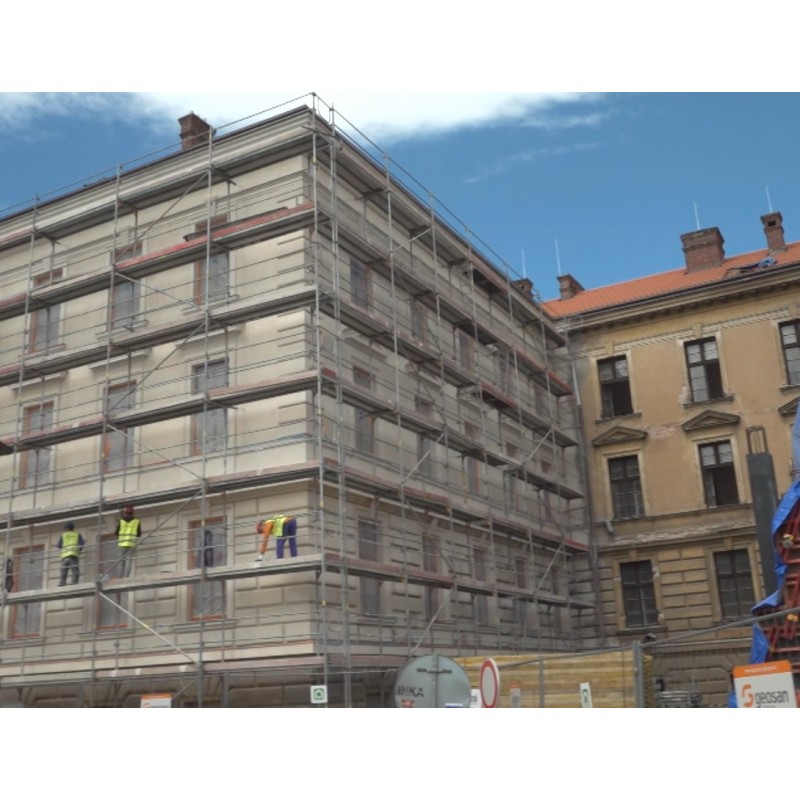 CZ - Hradec Králové - ODS - Václav Řehoř - construction - museum - reconstruction - builder - scaffold