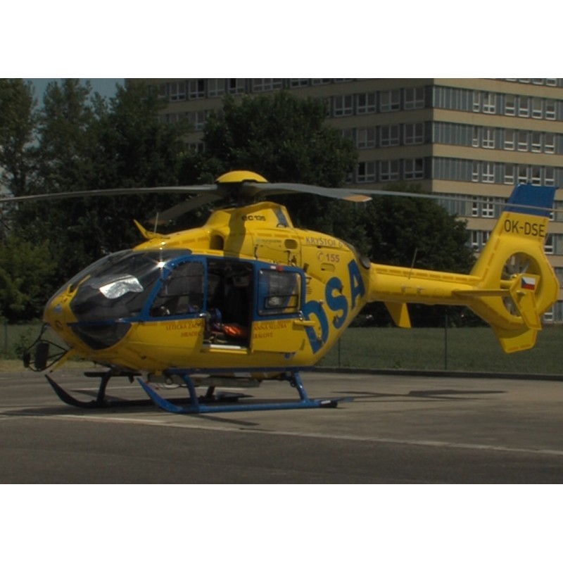ČR - doprava - vrtulník - helikoptéra - pilot - vzlet - přistání - sanitka - záchranka