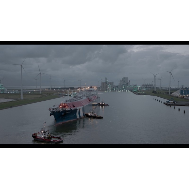  Nizozemí - doprava - energetika - plyn - kapalný - LNG - terminál - loď - dron - 4K