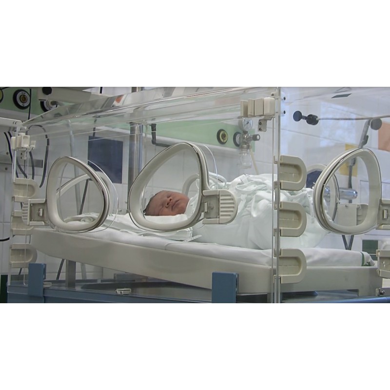 CR - hospital - incubators - Newborns
