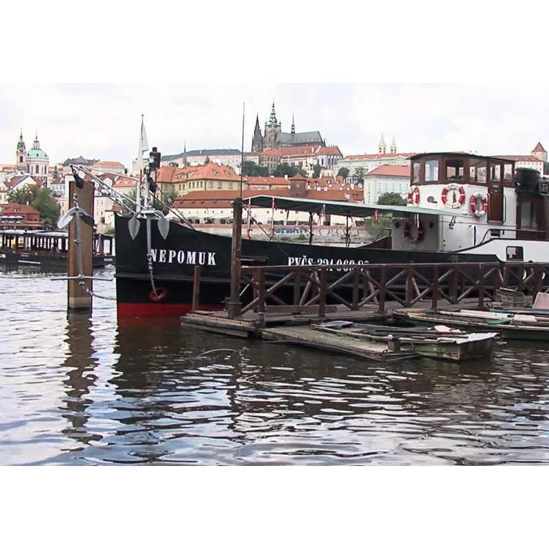 CR - Prague - ships - Prague Venice - Charles Bridge - Vltava river