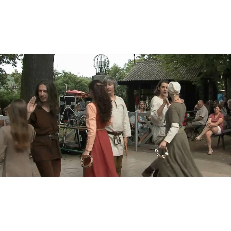 CR - entertainment - Middle Ages - dancing