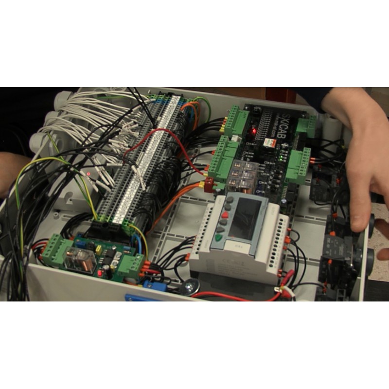 ČR - technologie - výtahy - rozvaděč - 3 - výroba