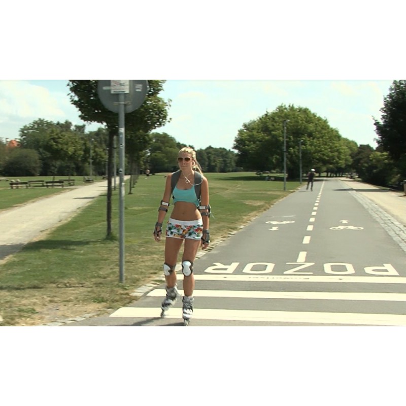 CR - Prague - in line skates - 2 - Ladronka