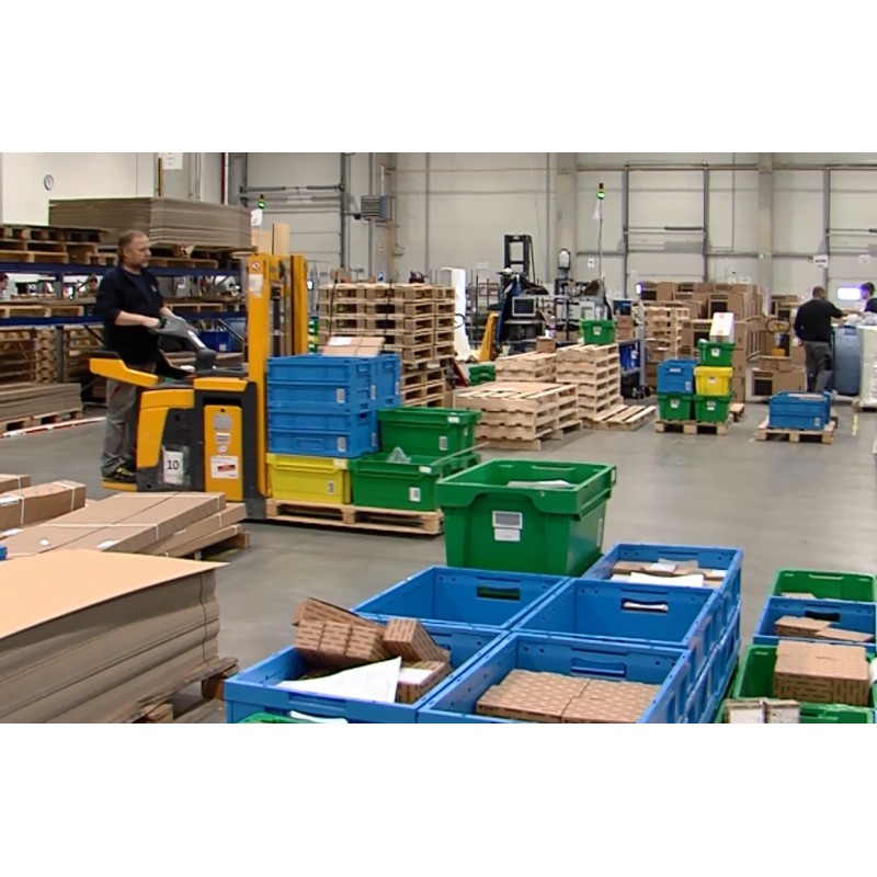 CR - trade - sklad - goods - loading - unloading