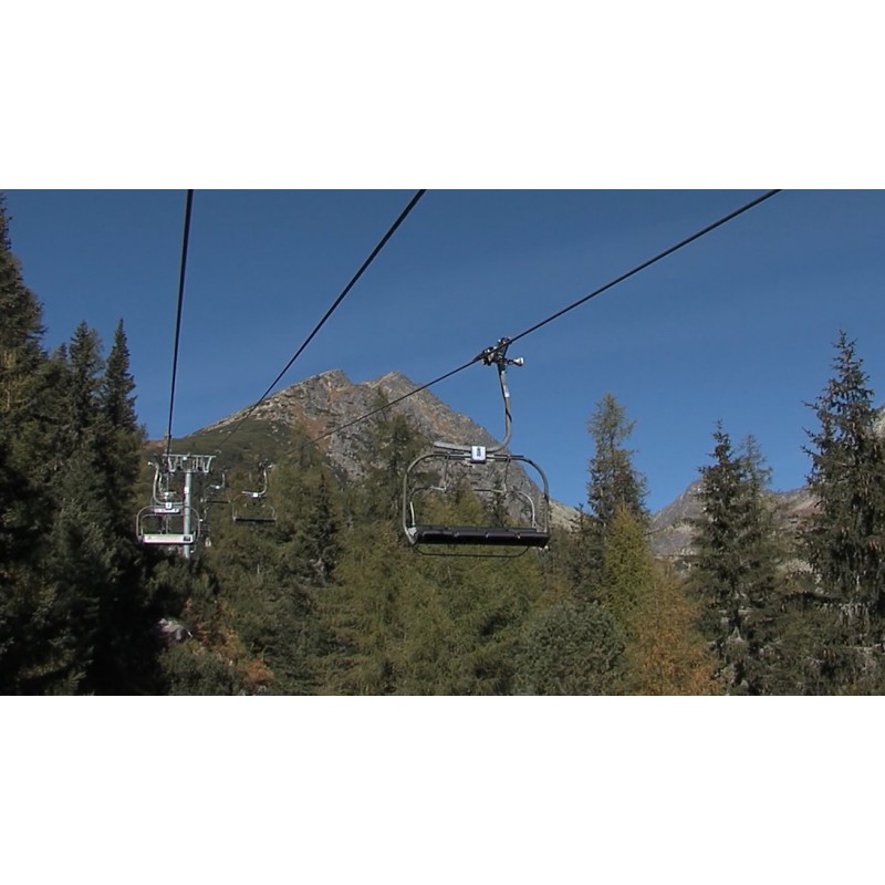 SR - příroda - turistika - Tatry - Vysoké - lanovka - turisté