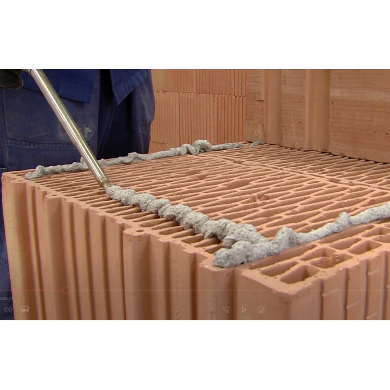 CR - education - people - school - teacher - apprenticeship - vocational school - pupil - student - bricklayer