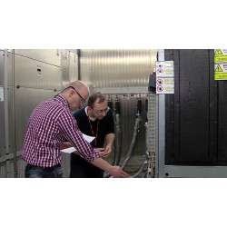 CR - BRno - science - technology - Honeywell - pump - heat - scientist - constructor