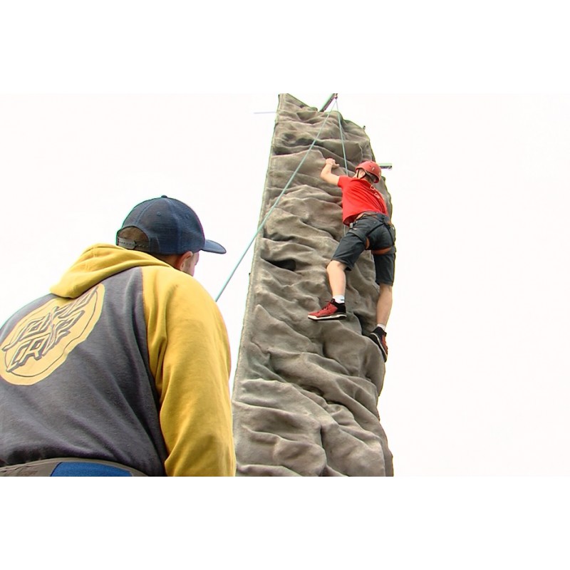 CR - sport - Children´s Day - climbing wall - wheelchair user