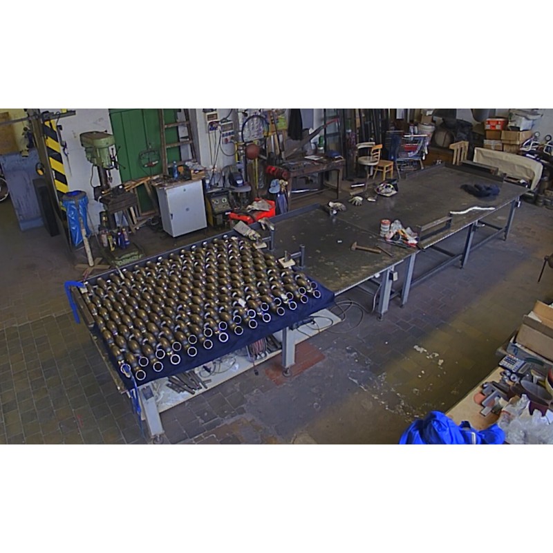 CR - Prague - time-lapse - culture - sculptor - atelier - metal - welding