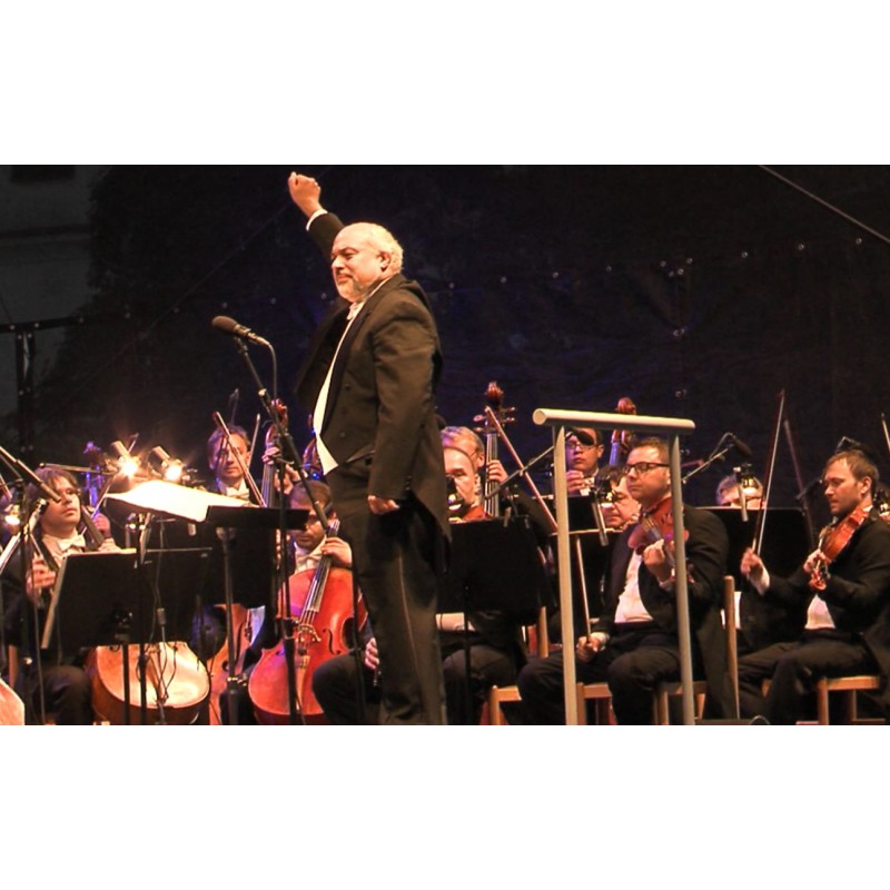 ČR - Český Krumlov - kultura - hudba - festival - filharmonie - housle