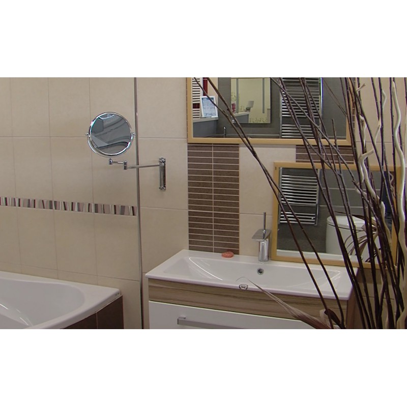 ČR - obchod - showroom - zákazník - koupelna - umyvadlo - vodovodní baterie - vana