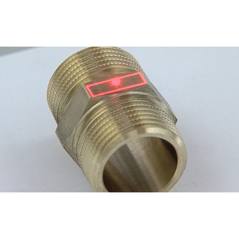 ČR - průmysl - technologie - gravírování - fitinky - laser