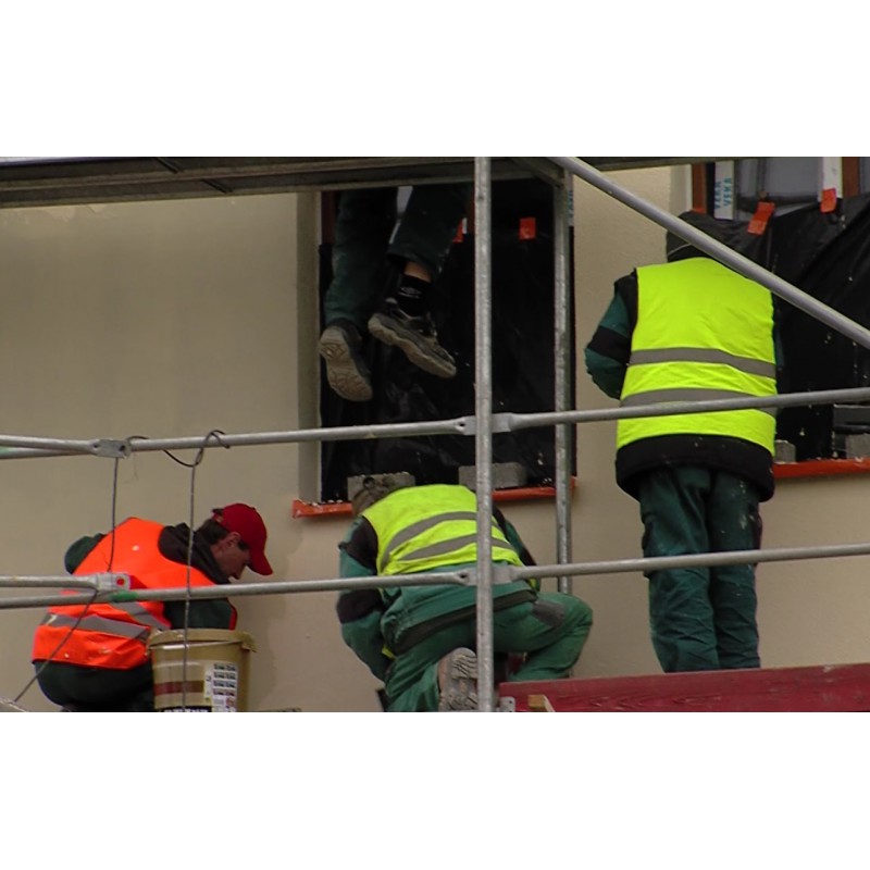 CR - industry - civil engineering - building - excavator - bricklayer - scaffolding