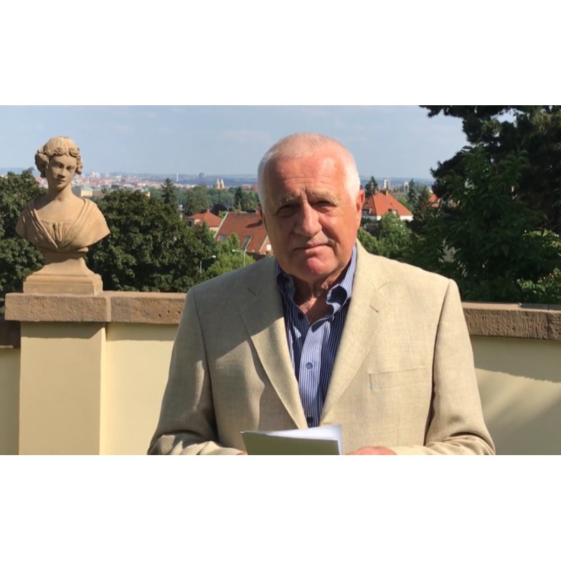 ČR - EU - Praha - Brusel - AKTUALITA - politika - lidé - Václav Klaus - Evropská komise - uprchlíci