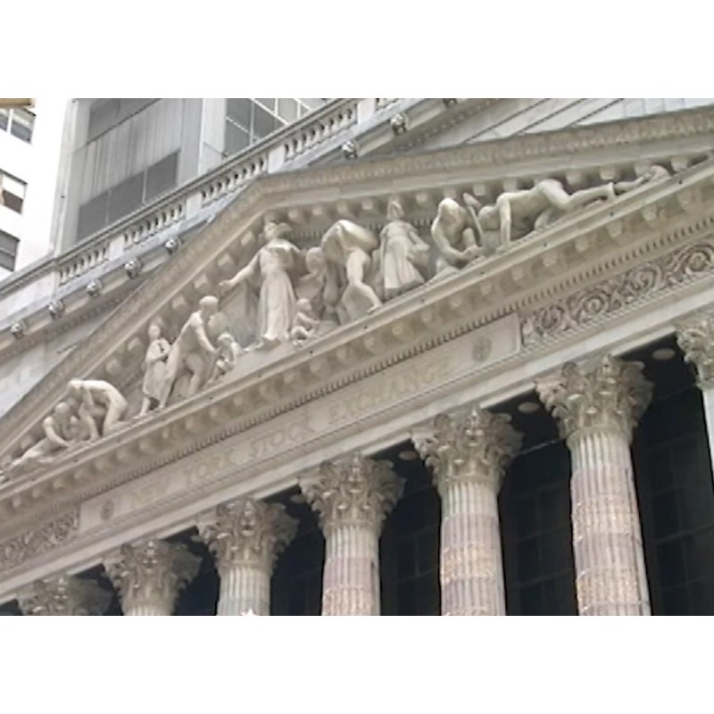  USA - New York - Manhattan - budovy - turisté - mrakodrap - burza - finanční čtvrť