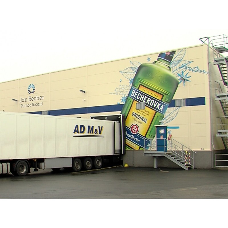 CR - trade - technology - Jan Becher - becherovka - factory - tanks - bottles