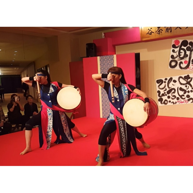 Japan - travelling - culture - people - dancing - geisha - drum - dancer - Japanese