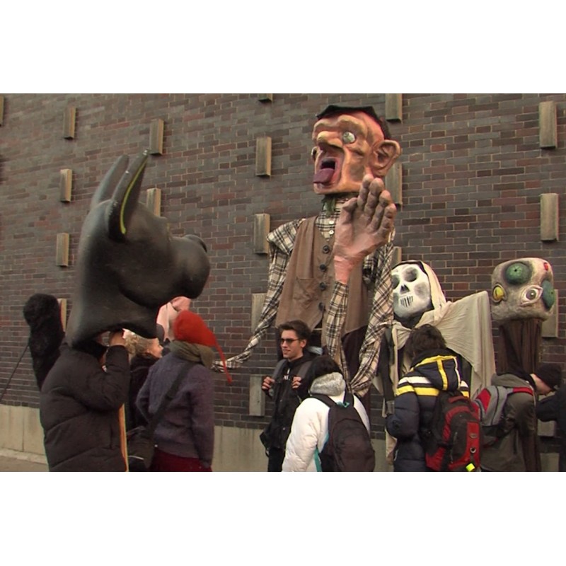CR - Prague - culture - carnival - marionette - parade - music