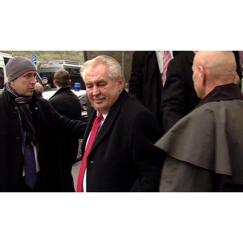 ČR - Praha - 17. listopad 2014 - demonstrace proti prezidentu Zemanovi