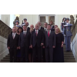 ČR - Praha - Pražský hrad - vláda 2018 - Andrej Babiš - ANO - ČSSD - KSČM