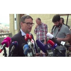 CR - Prague - David Rath - ČSSD - corruption - court - millions - box - wine