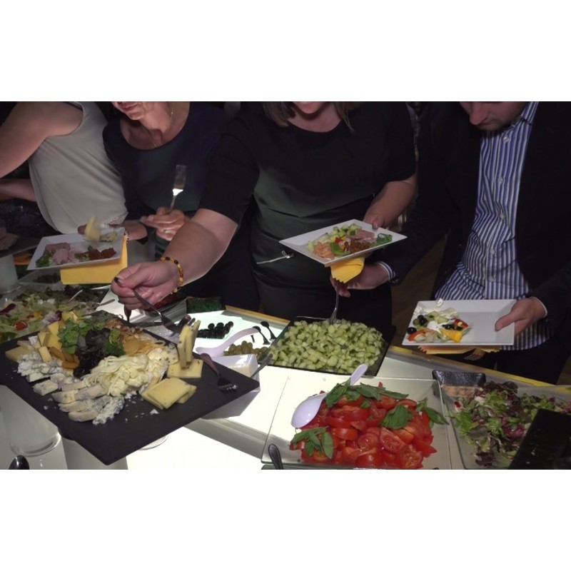 CR - trade - refreshment - buffet - meal - food - reception - social event