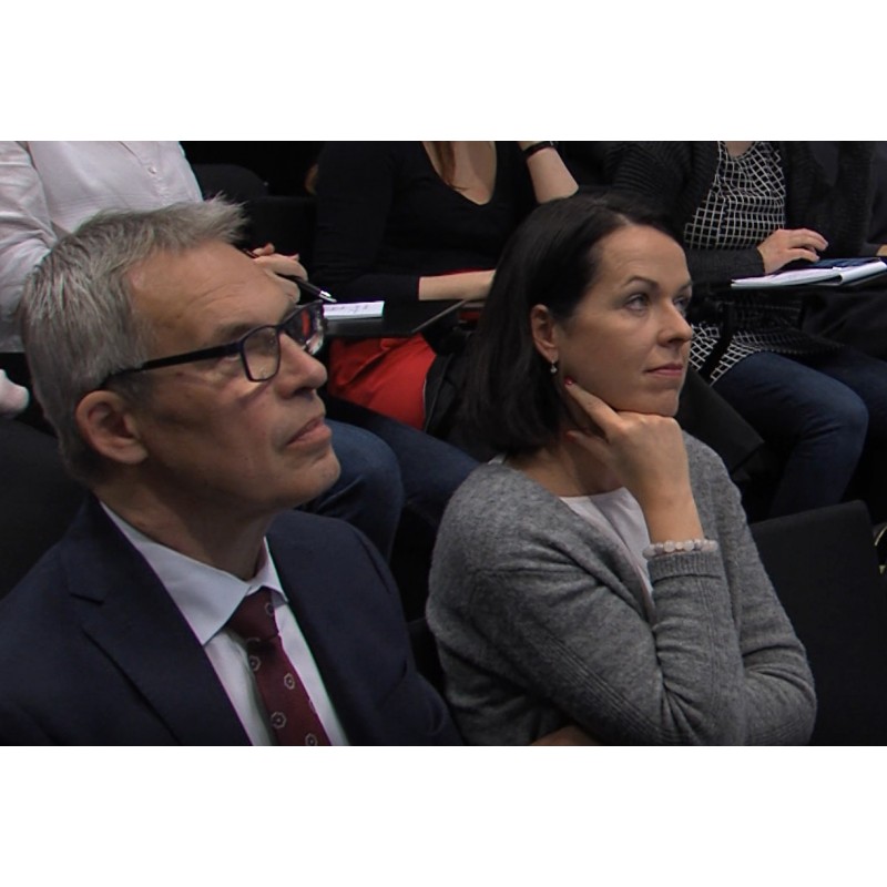 ČR - vzdělávání - konference - posluchač - přednášející - seminář - prezentace